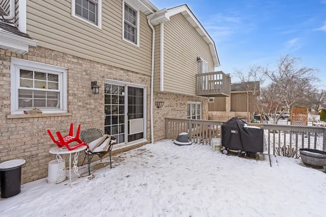 $525,000 | 9920 Sussex Court, Mokena, IL 60448
