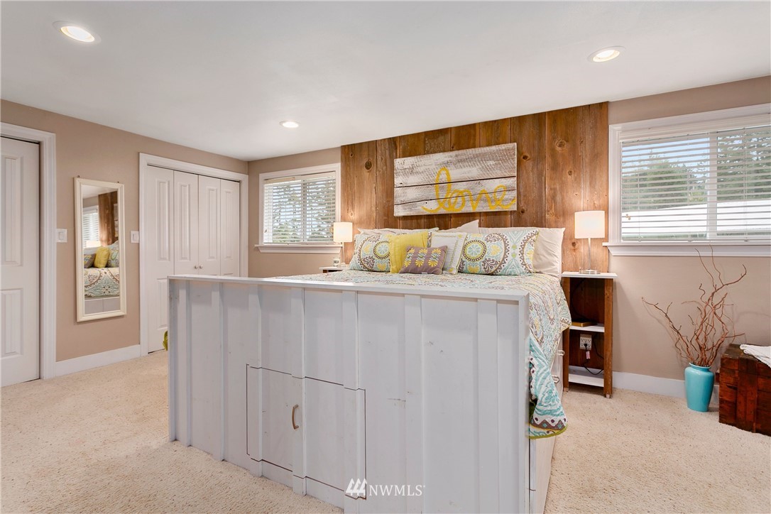 2091 Zell Road Ferndale, WA 98248 - Photo 12 of 25 a bedroom with furniture and a window