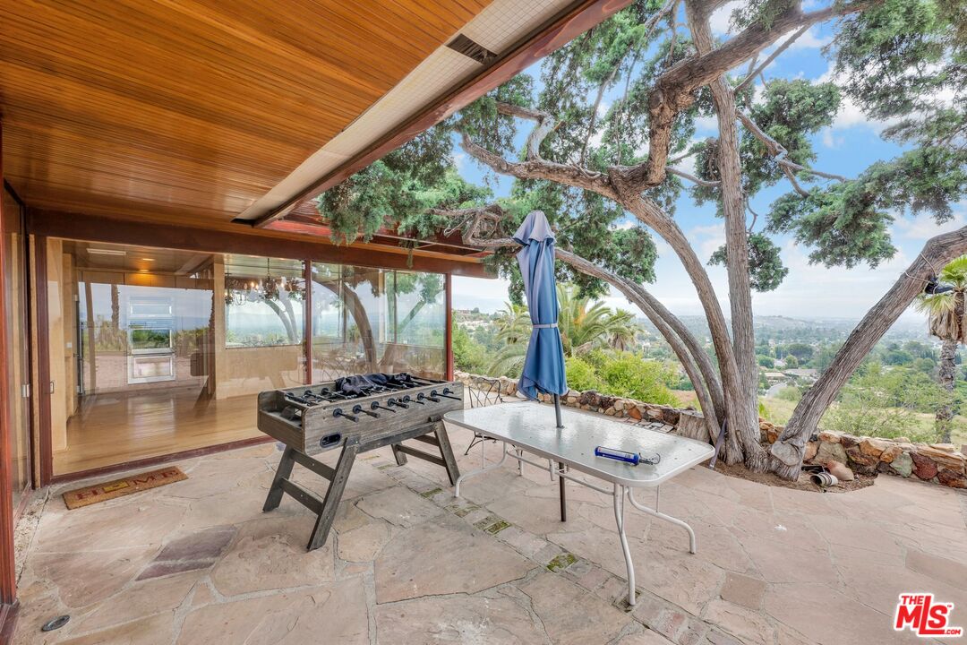 17728 Ridgeway Road Granada Hills, CA 91344 - Photo 37 of 54