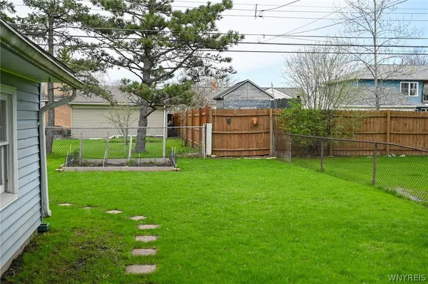 $249,900 | 100 Moulton Avenue, Tonawanda, NY 14223