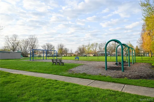 $249,900 | 100 Moulton Avenue, Tonawanda, NY 14223