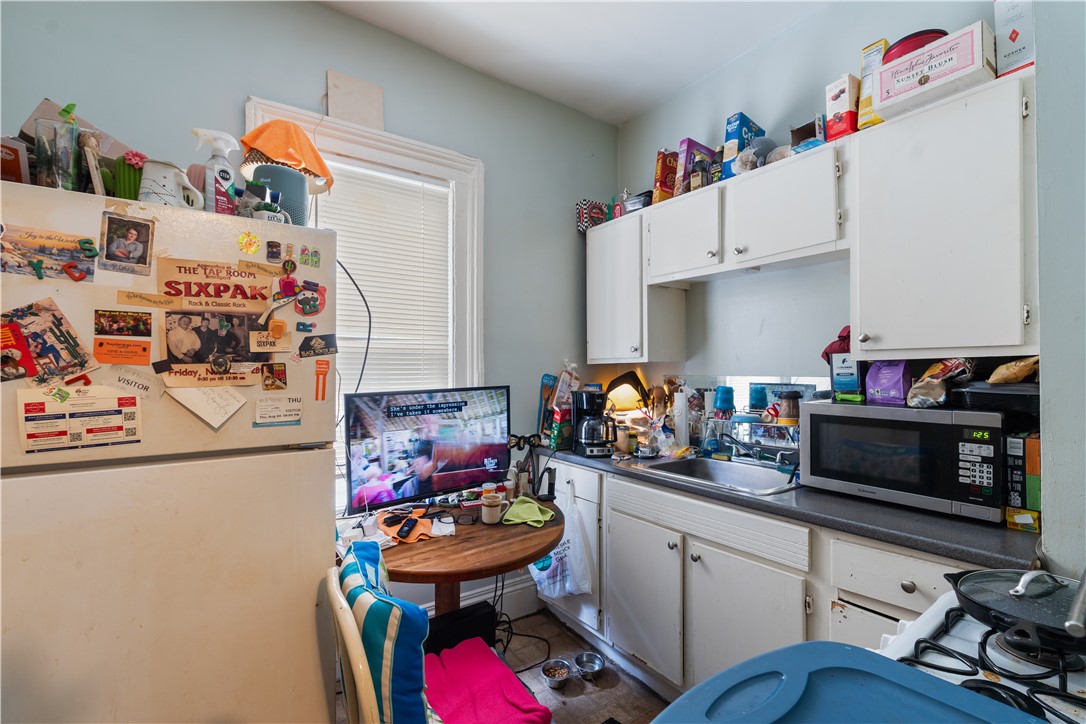 239 Hamilton Street Rochester, NY 14620 - Photo 17 of 23