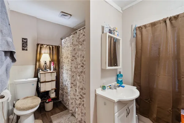 $279,999 | 239 Hamilton Street, Rochester, NY 14620