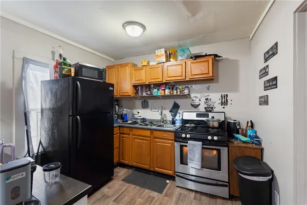 $279,999 | 239 Hamilton Street, Rochester, NY 14620