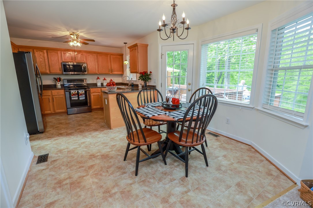 5406 Beaver Spring Road Midlothian, VA 23112 - Photo 12 of 35 Gallery Image 12