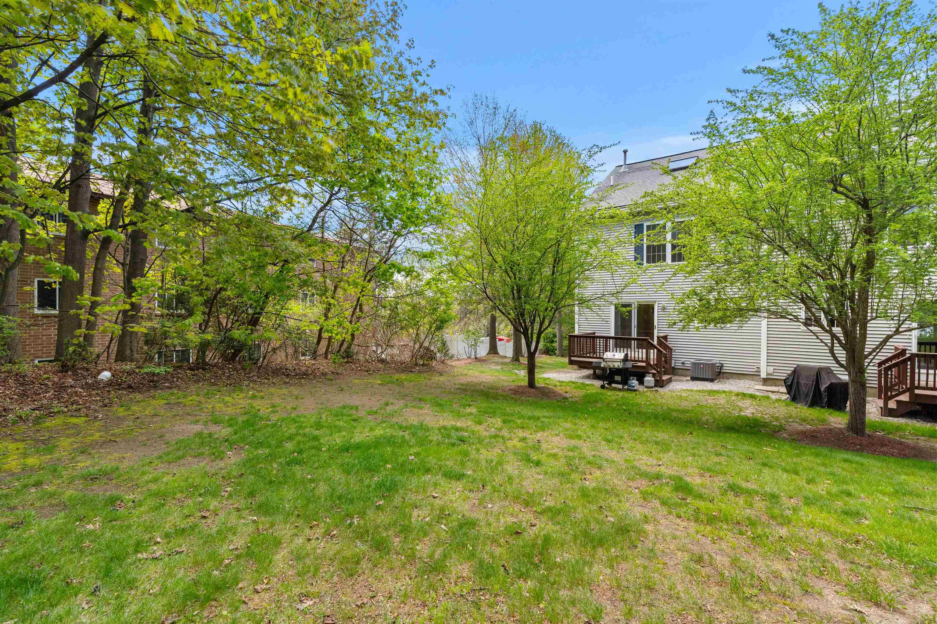 28 Andrew Street Manchester, NH 03104 - Photo 35 of 40