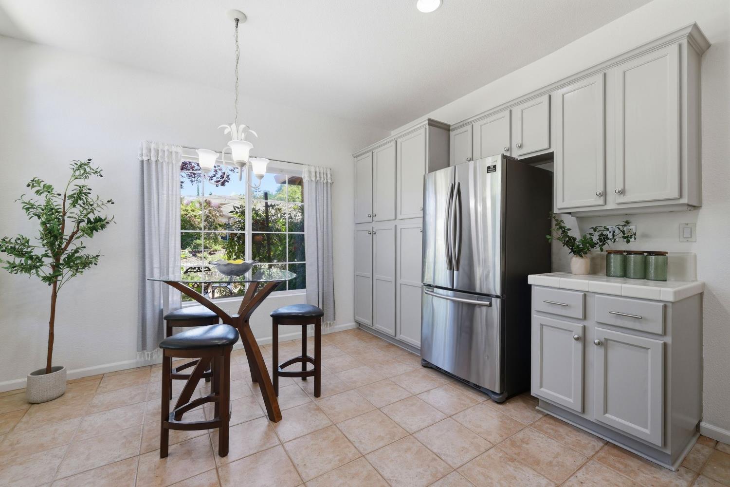 1129 Callander Way Folsom, CA 95630 - Photo 5 of 54