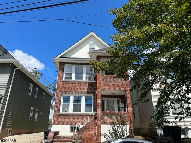 $2,100 | 14 Bergen Avenue, Clifton, NJ 07011