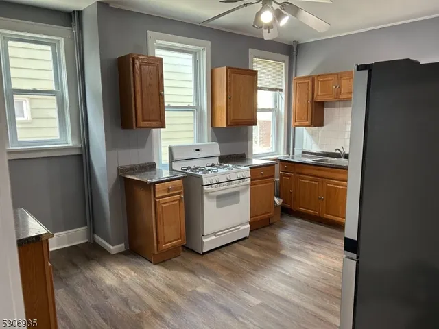$2,100 | 14 Bergen Avenue, Clifton, NJ 07011