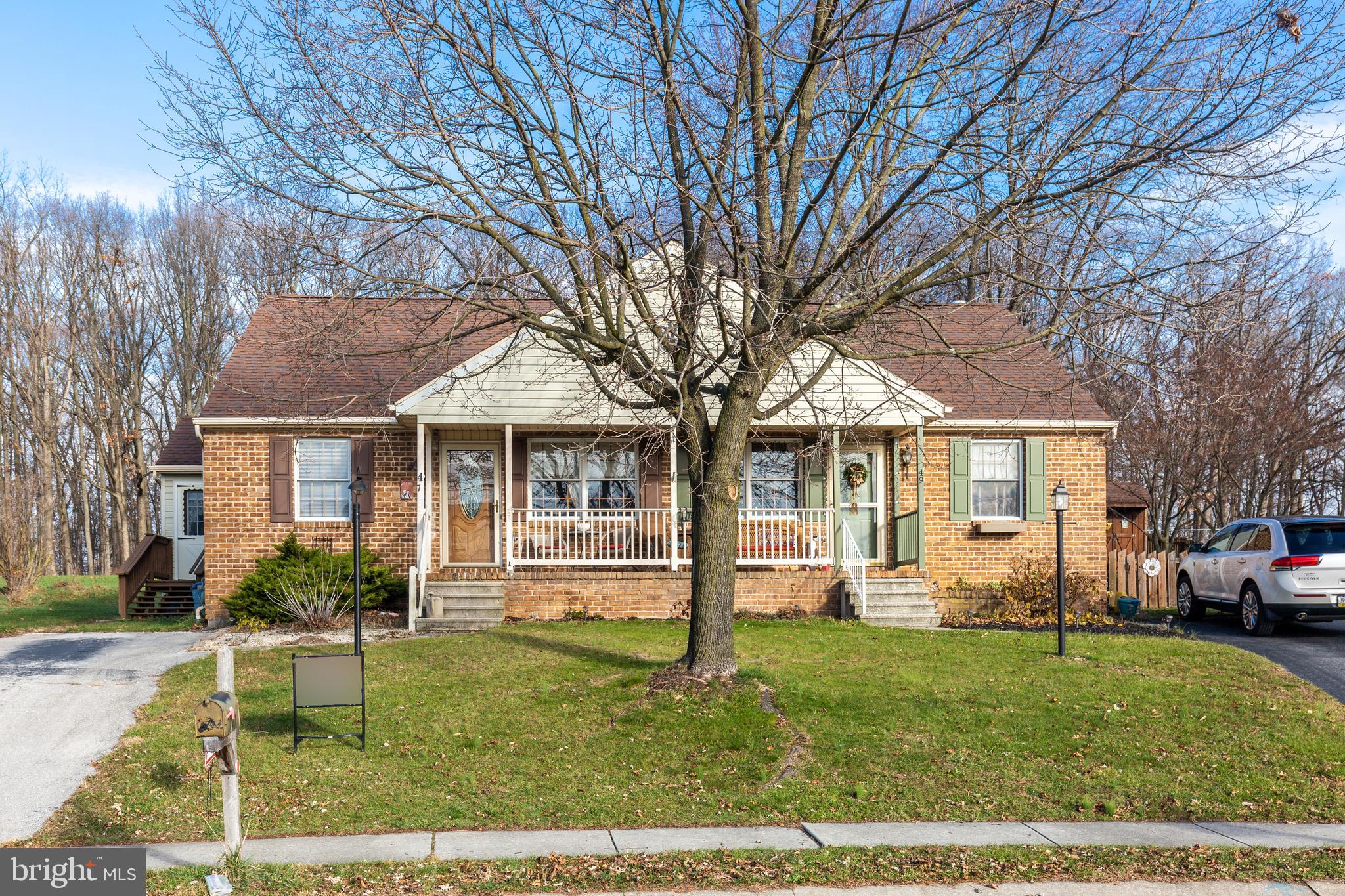 47 Pinewood Circle Hanover, PA 17331 - Photo 3 of 38