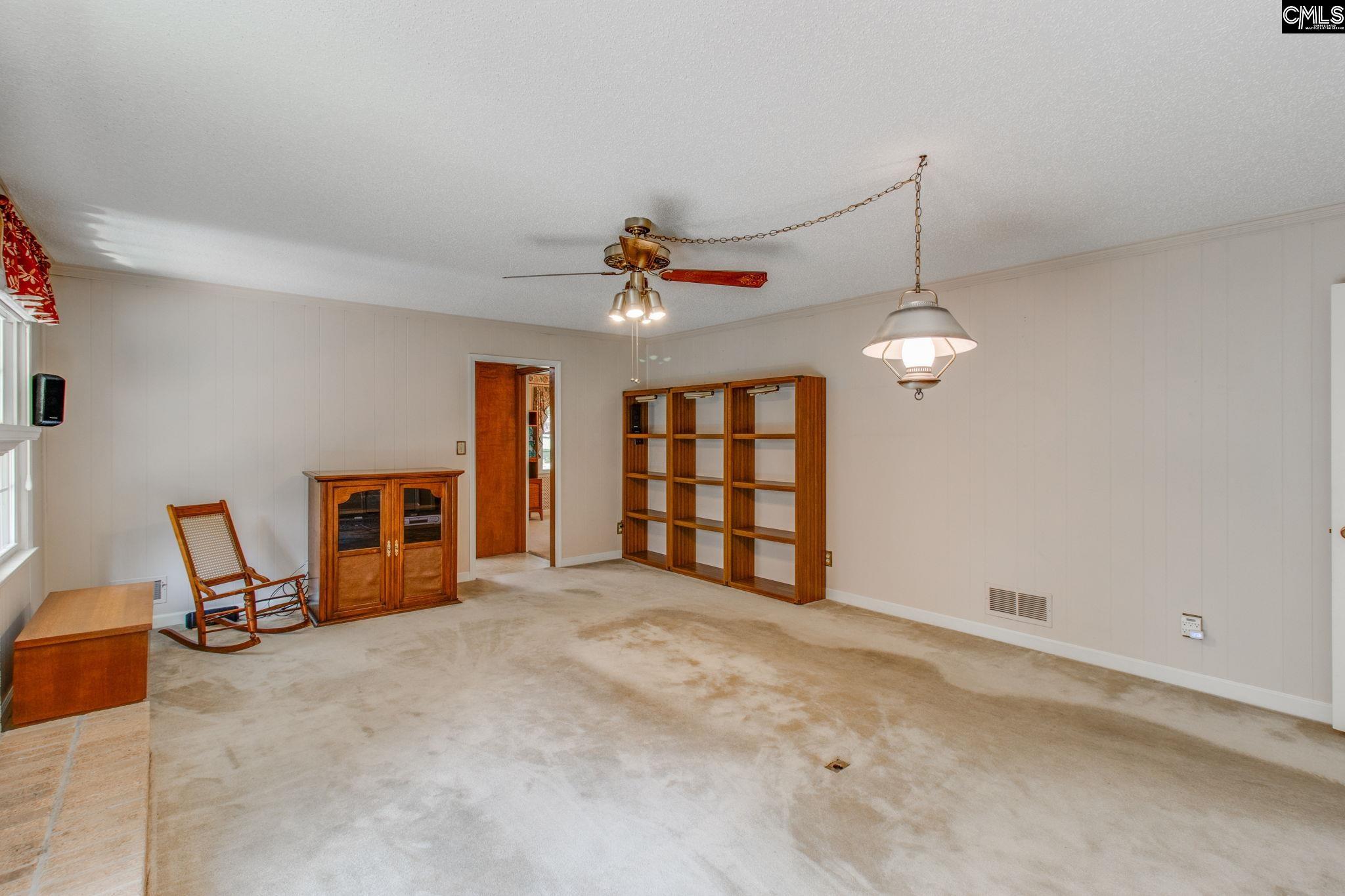 1075 State Rd S-28-901 Lugoff, SC 29078 - Photo 10 of 39