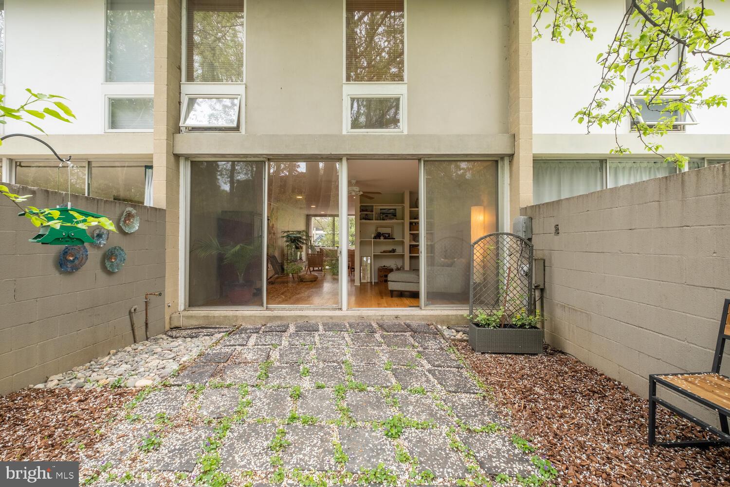 11579 Maple Ridge Road Reston, VA 20190 - Photo 25 of 37