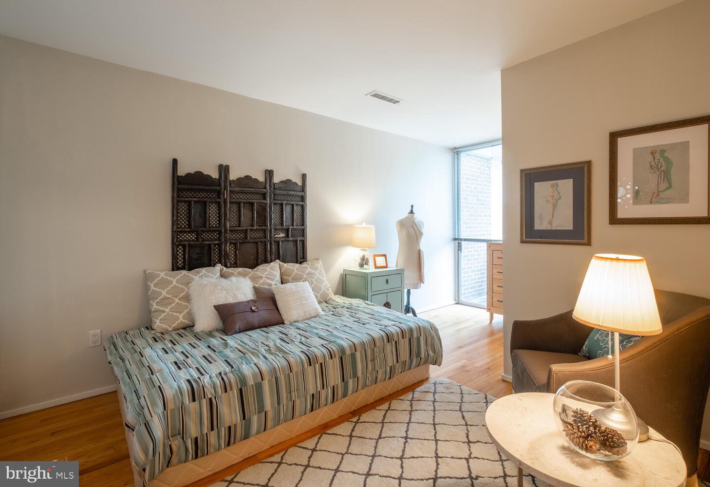 11579 Maple Ridge Road Reston, VA 20190 - Photo 33 of 37