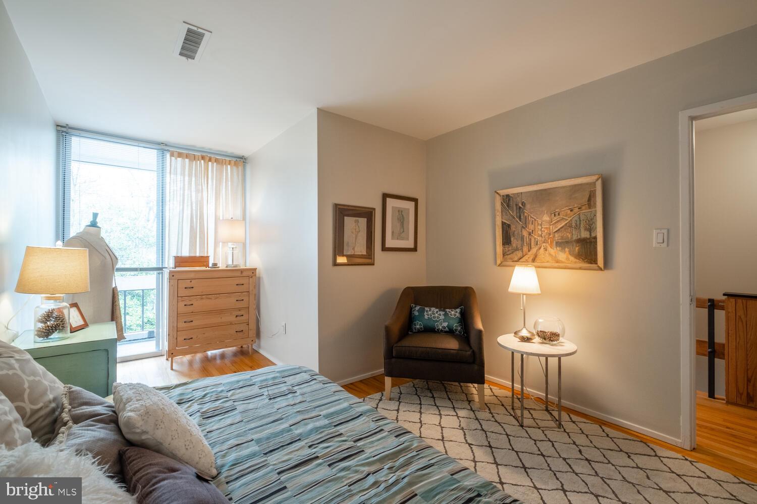 11579 Maple Ridge Road Reston, VA 20190 - Photo 34 of 37