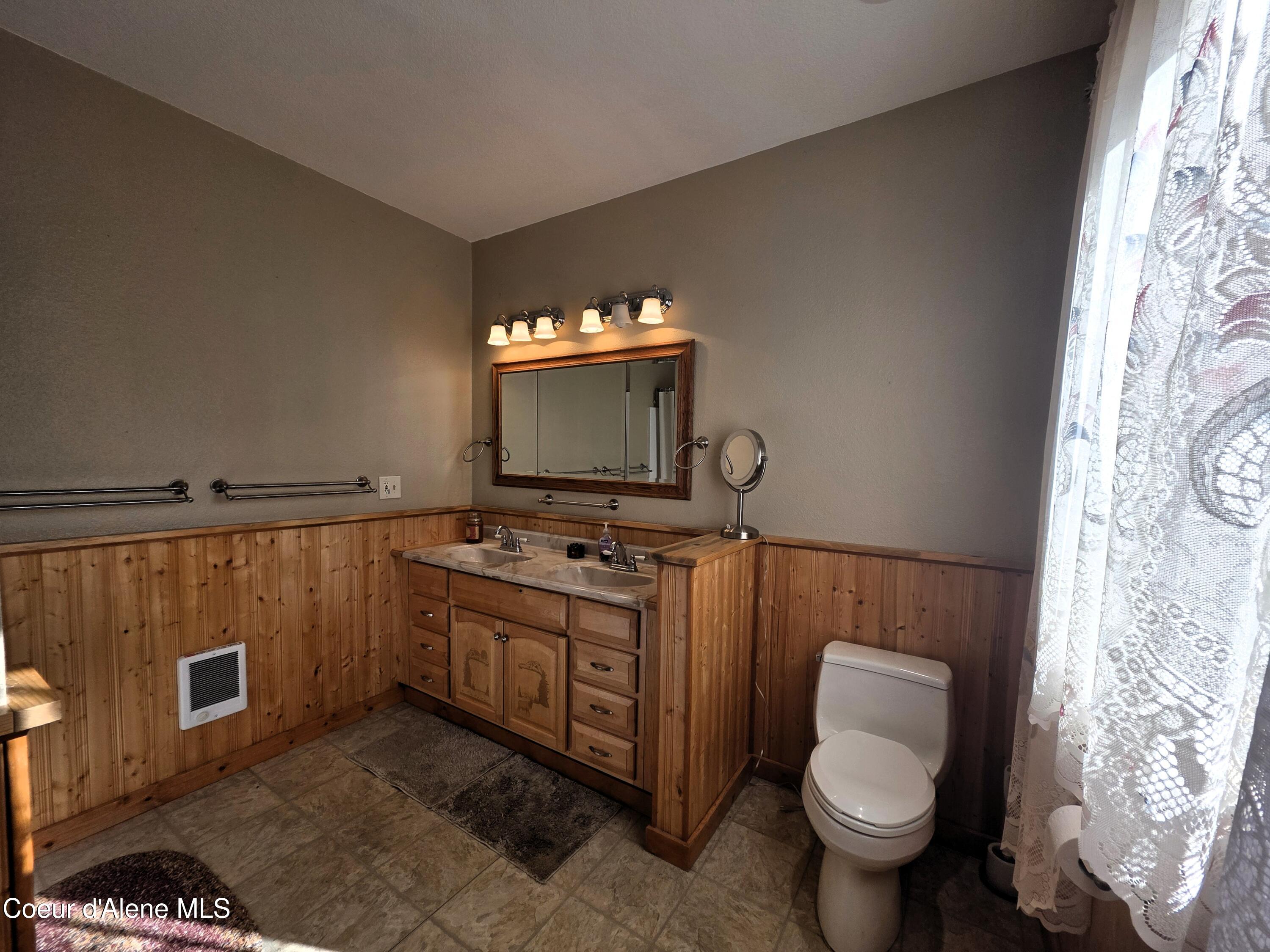 1957 Homestead Road Athol, ID 83801 - Photo 19 of 38 Bathroom