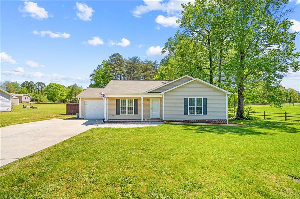 745 Bailey Road Winston-Salem, NC 27107 - Photo 3 of 38 Gallery Image 3
