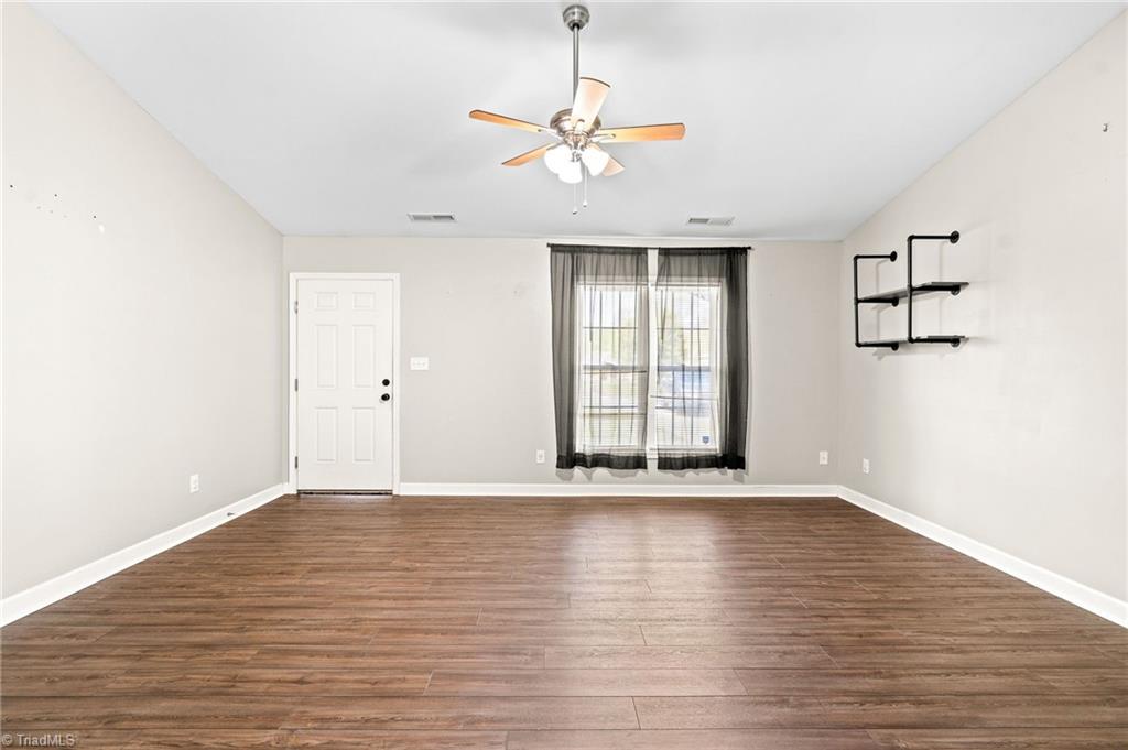 745 Bailey Road Winston-Salem, NC 27107 - Photo 8 of 38 Gallery Image 8
