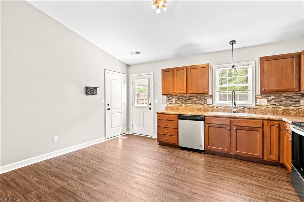745 Bailey Road Winston-Salem, NC 27107 - Photo 9 of 38 Gallery Image 9