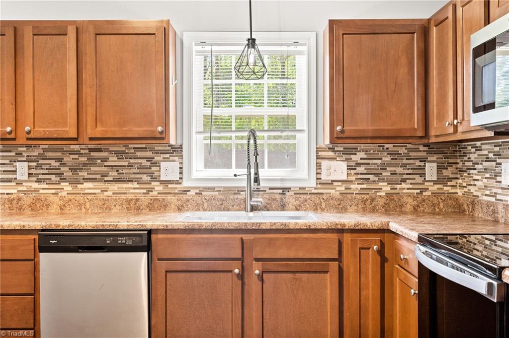 745 Bailey Road Winston-Salem, NC 27107 - Photo 10 of 38 Gallery Image 10