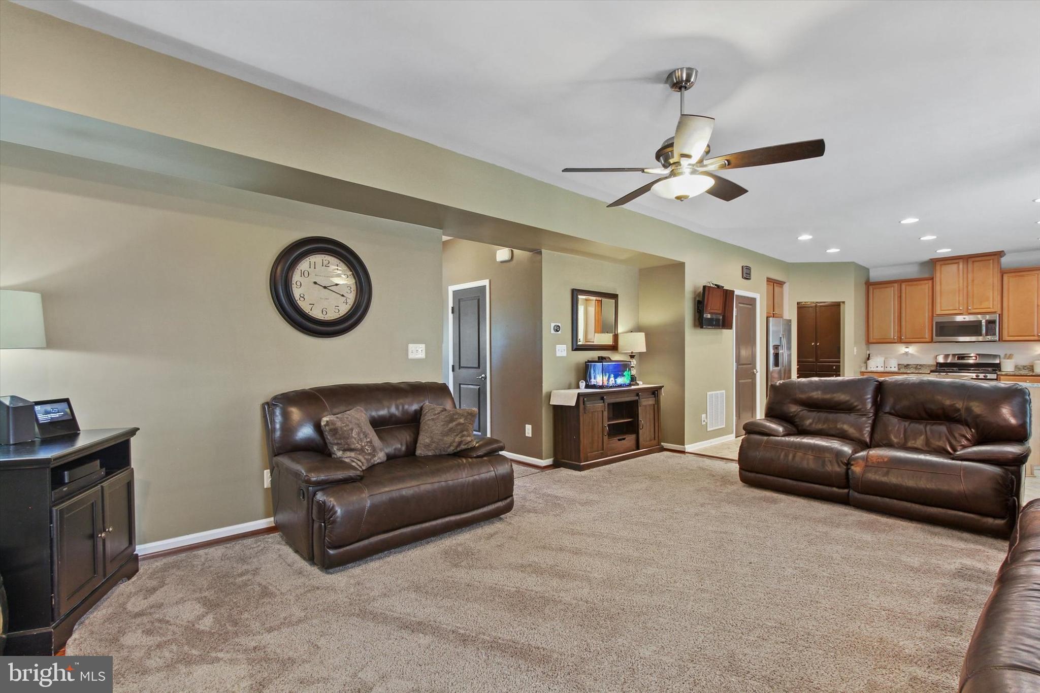 923 Countryside Road Seven Valleys, PA 17360 - Photo 8 of 40 Family Room