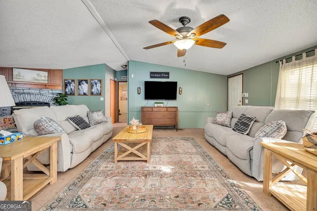 $199,900 | 19067 Highway 301, Folkston, GA 31537