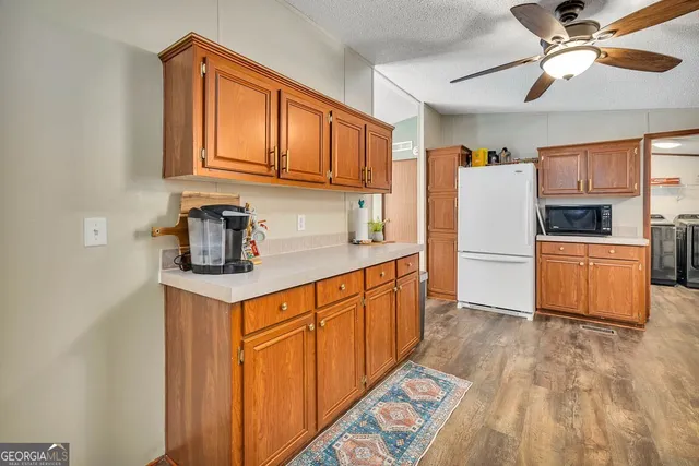 $199,900 | 19067 Highway 301, Folkston, GA 31537