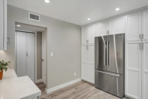 $7,000 | 5346 Tyrone Avenue, Sherman Oaks, CA 91401