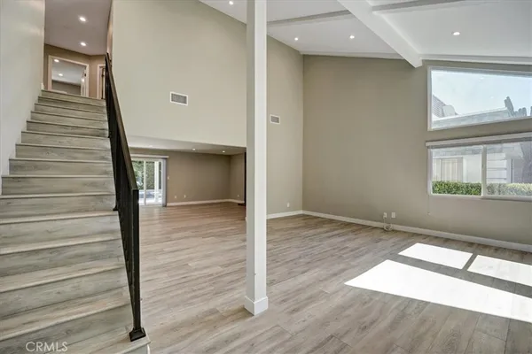 $7,000 | 5346 Tyrone Avenue, Sherman Oaks, CA 91401