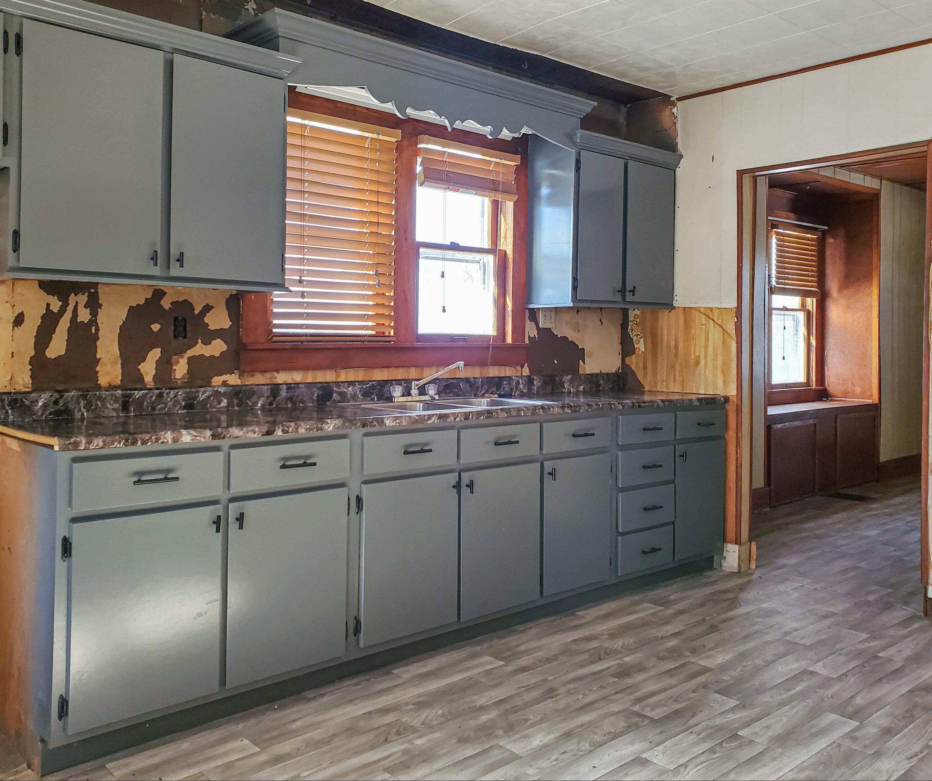 91 Dutch Run Road Piketon, OH 45661 - Photo 7 of 20 Kitchen
