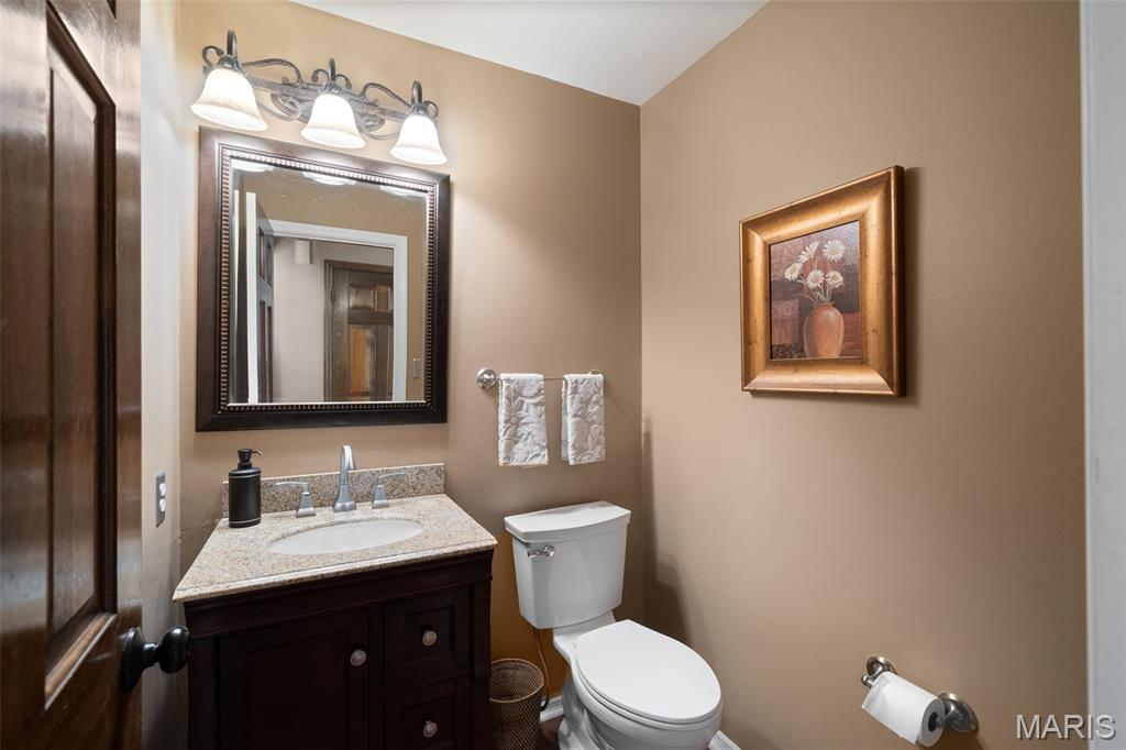 338 Branchport Drive Chesterfield, MO 63017 - Photo 15 of 36