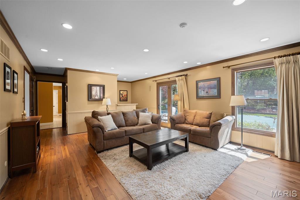 338 Branchport Drive Chesterfield, MO 63017 - Photo 8 of 36