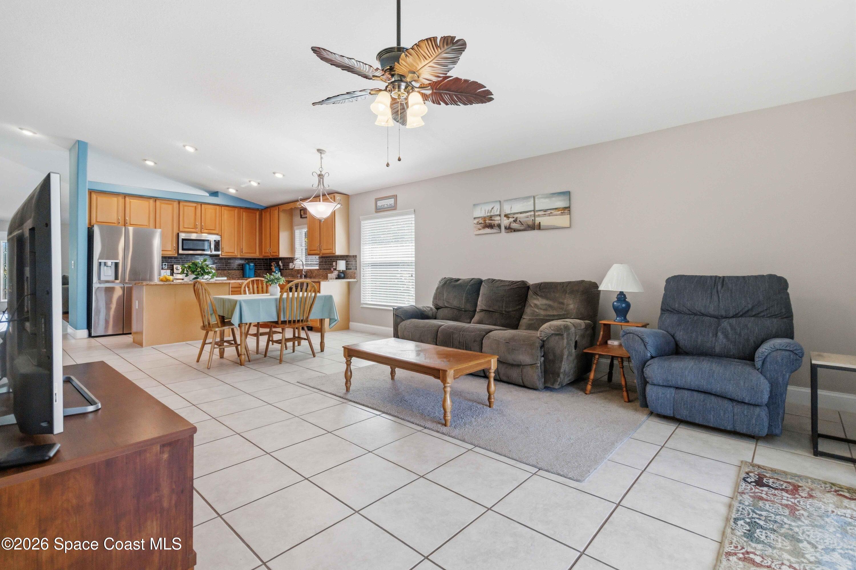 1415 Modoc Circle Melbourne, FL 32934 - Photo 15 of 37 012