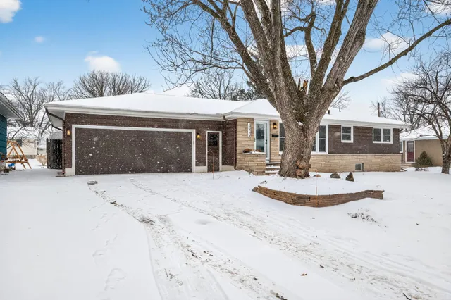 $349,000 | 12724 Monterey Avenue South, Savage, MN 55378