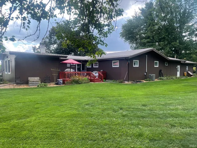 $344,900 | 724 Elm Road, Bremen, IN 46506