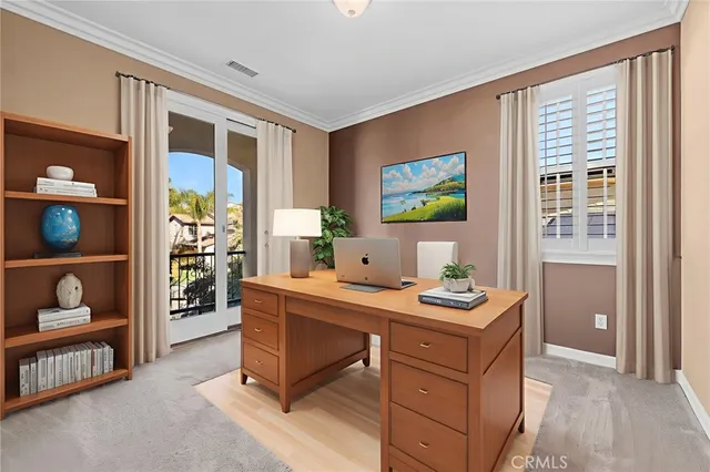 a front view of house with yard