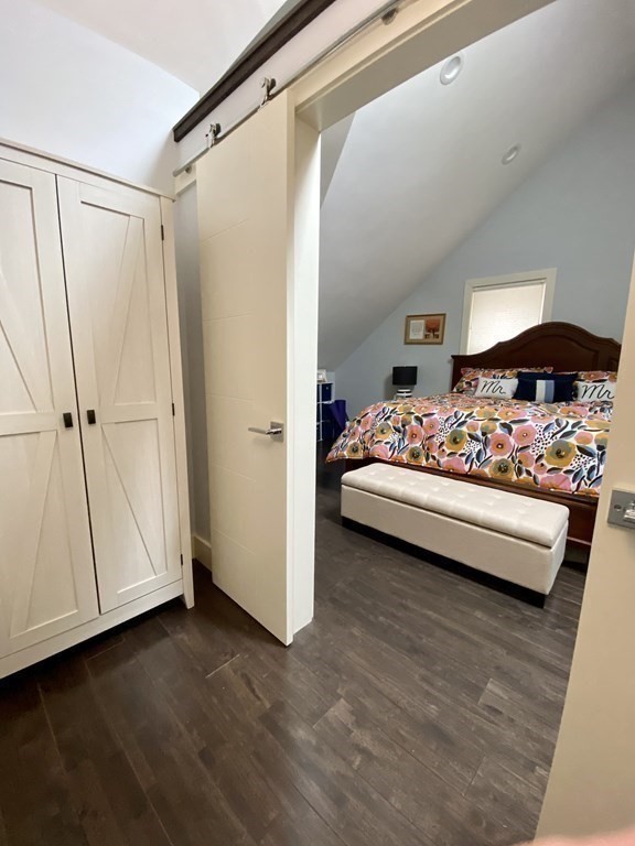 348 E Street Boston, MA 02127 - Photo 14 of 17