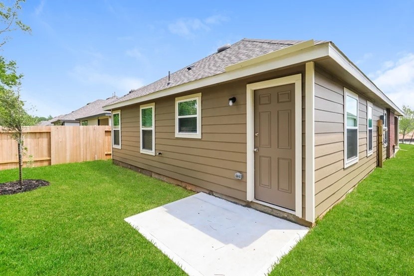 1084 Burkes Rdg Trail Conroe, TX 77301 - Photo 2 of 21