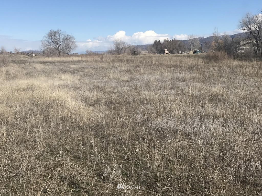 65 Nichols Road Omak, WA 98841 - Photo 8 of 18