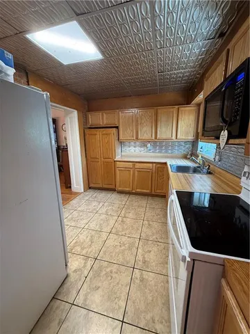 $250,000 | 509 Broad Street, Waverly, MO 64096