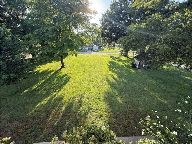 $250,000 | 509 Broad Street, Waverly, MO 64096