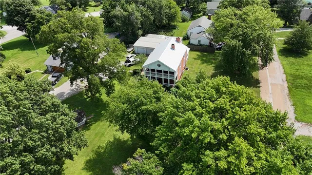 $250,000 | 509 Broad Street, Waverly, MO 64096