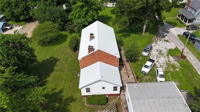 $250,000 | 509 Broad Street, Waverly, MO 64096