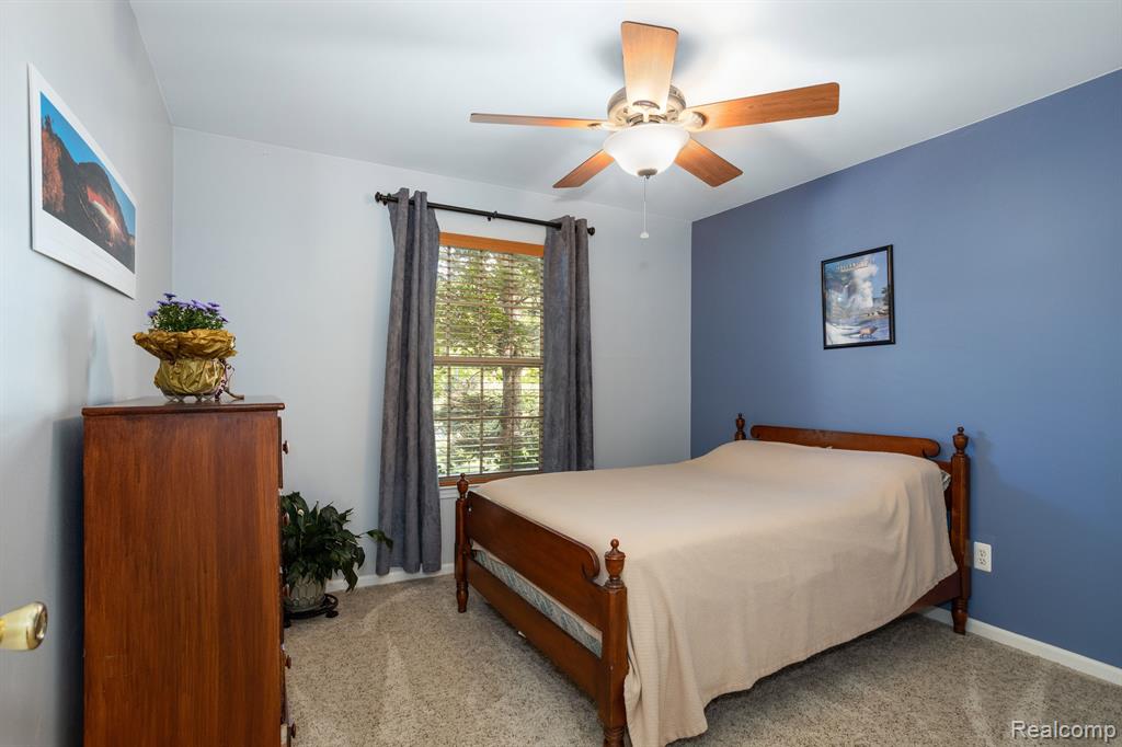 30769 Lower Ridge Drive New Boston, MI 48164 - Photo 15 of 37 Gallery Image 15