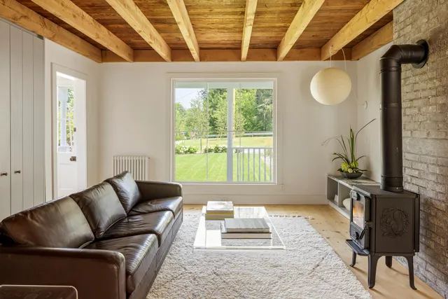 $1,275,000 | 18 James Street, Rhinecliff, NY 12574