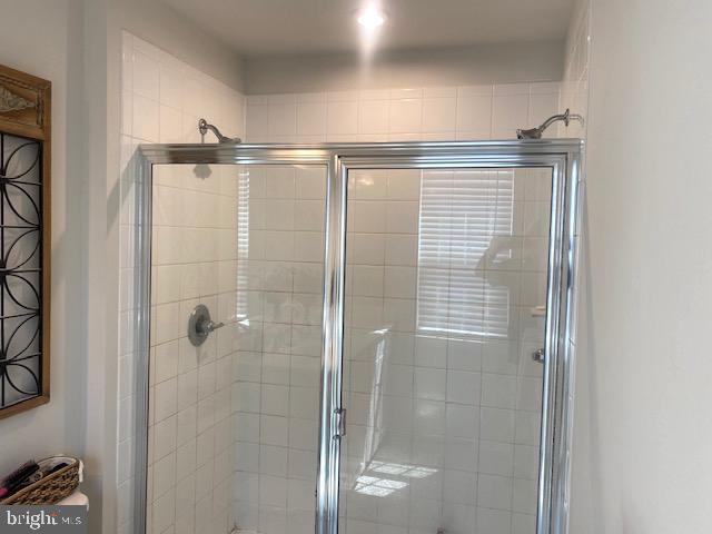 304 Pinnacle Place Sewell, NJ 08080 - Photo 25 of 41 Primary shower