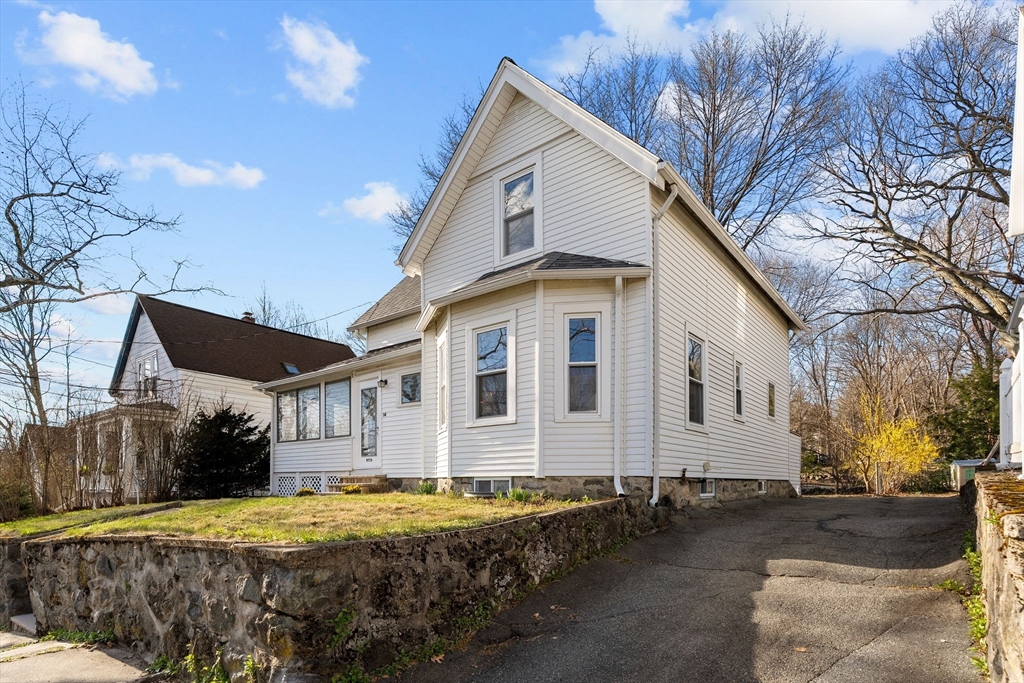 14 Aerial Street Arlington, MA 02474 - Photo 3 of 42