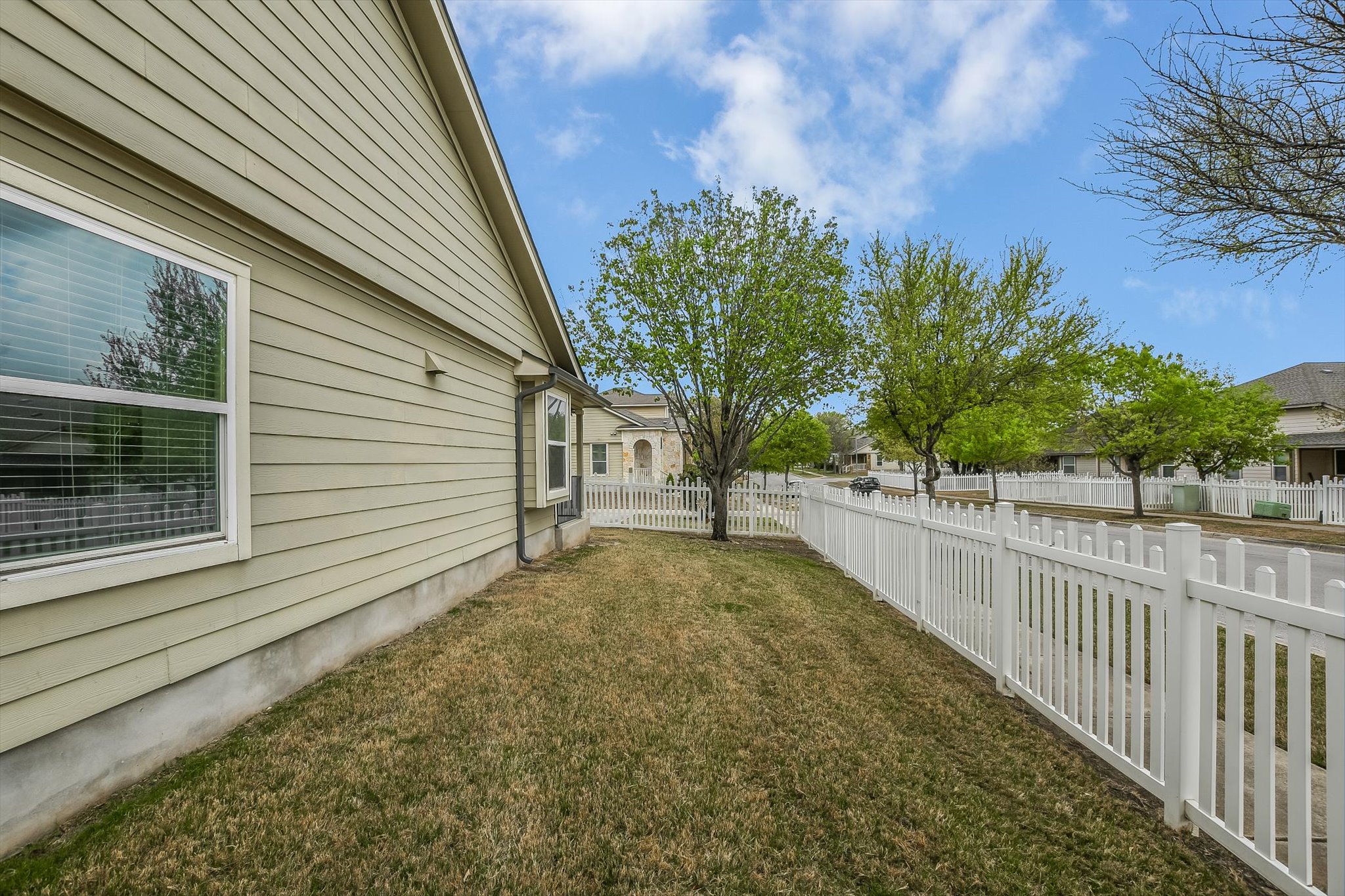 1508 Rices Crossing Lane Round Rock, TX 78664 - Photo 23 of 29