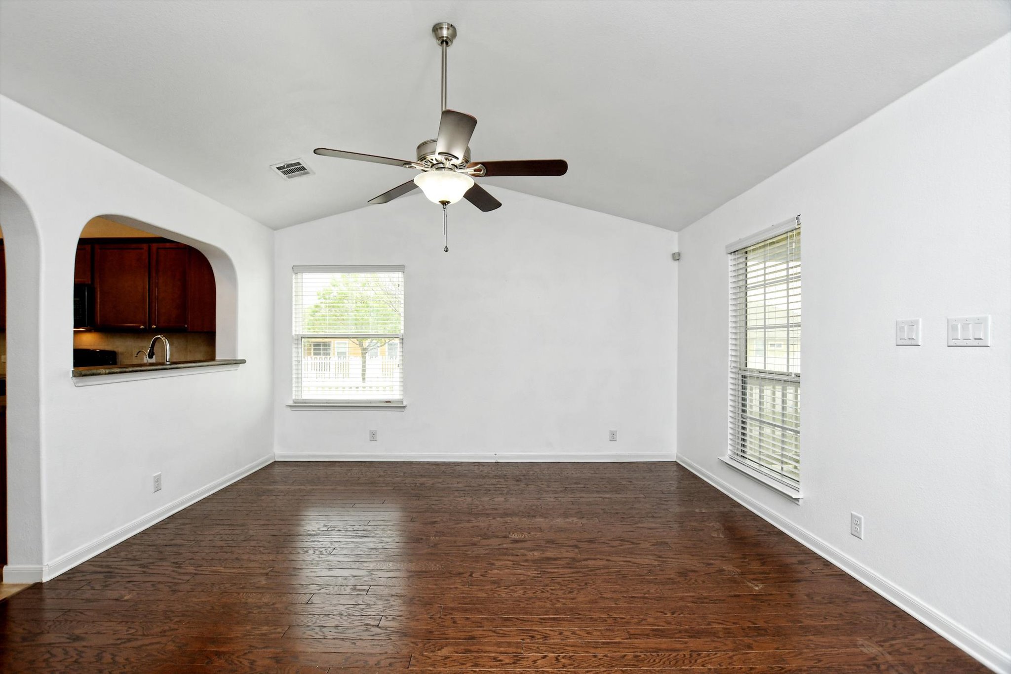 1508 Rices Crossing Lane Round Rock, TX 78664 - Photo 5 of 29