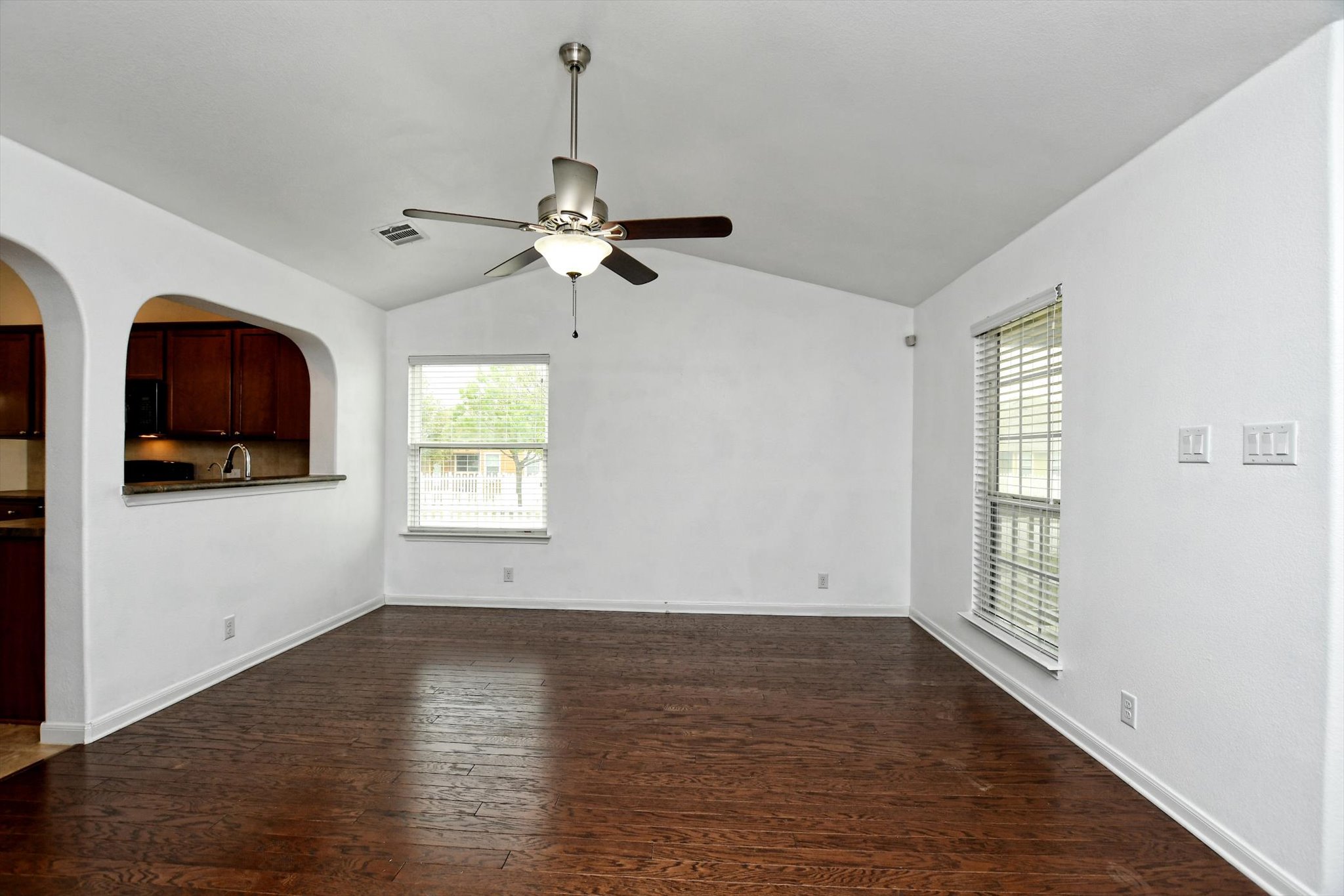 1508 Rices Crossing Lane Round Rock, TX 78664 - Photo 6 of 29