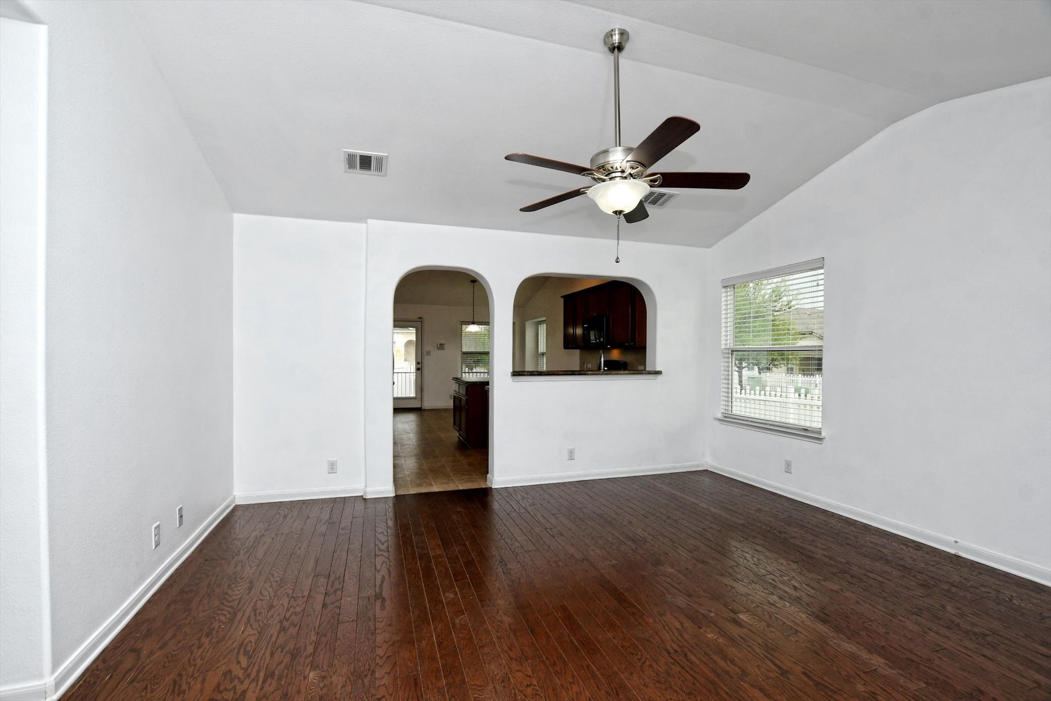 1508 Rices Crossing Lane Round Rock, TX 78664 - Photo 7 of 29